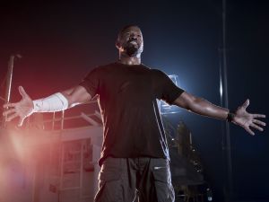 Jamie Foxx as Art in Project Power